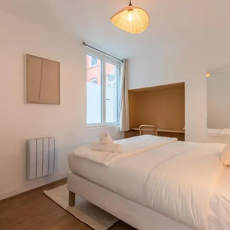 Sur La Place Sébastopol Apartamento Lila