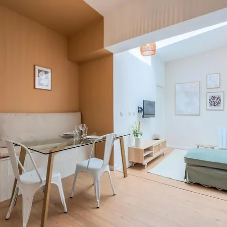 Apartament Sur La Place Sebastopol *